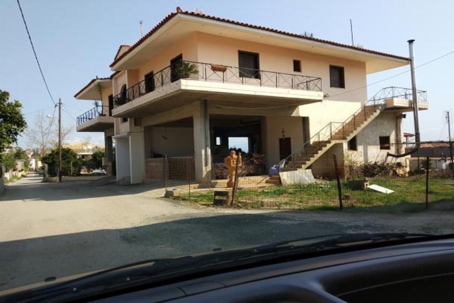 Αποθήκη Οικιακή Νικολάου Φλώρου 3, Περιοχή Λιβανάτες, Δήμος Λοκρών, Νομός Φθιώτιδας