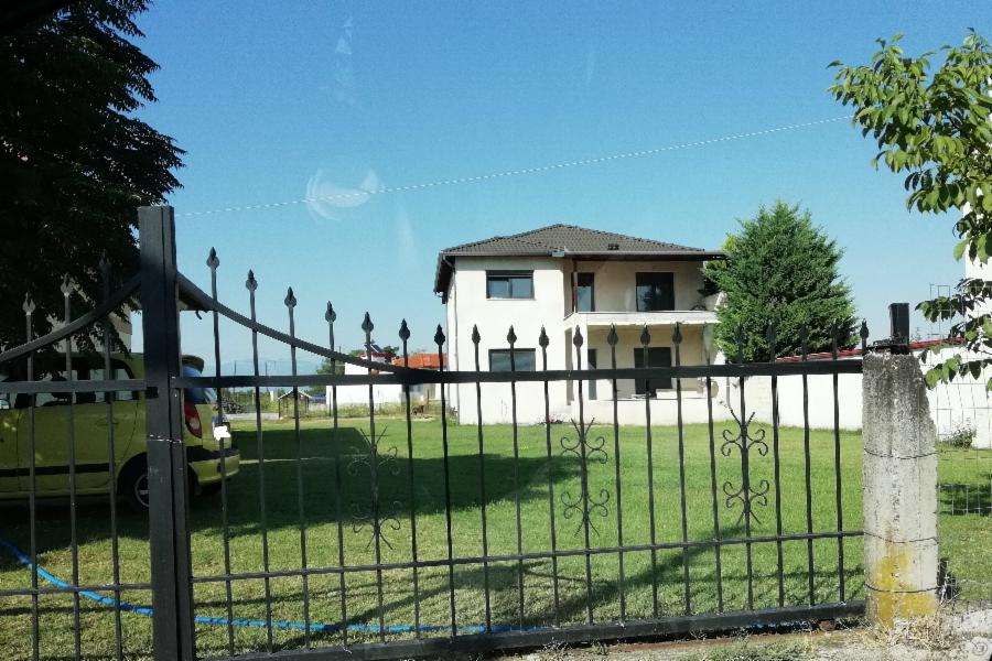 Μονοκατοικία Δημοτική οδός, Περιοχή Επισκοπή, Δήμος Νάουσας, Νομός Ημαθίας