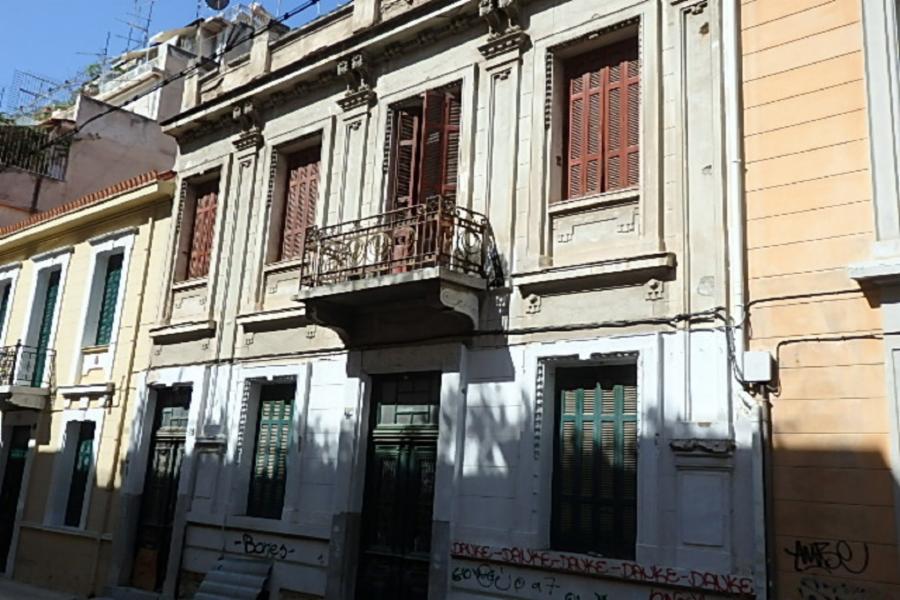 Μονοκατοικία Ρεμούνδου 15, Περιοχή Αγά Βρύση, Δήμος Αθηναίων, Νομός Αττικής
