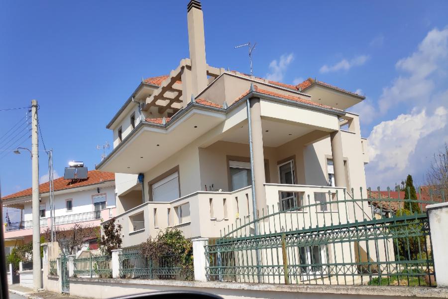 Μονοκατοικία Εγνατίας 15, περιοχή Άγιος Αθανάσιος, Δήμος Δοξάτου, Νομός Δράμας 