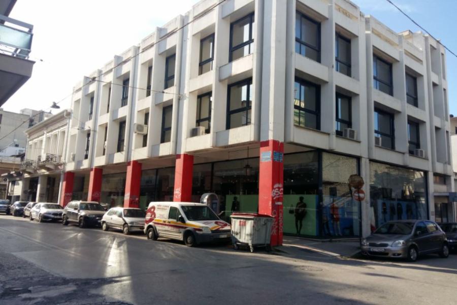 Επαγγελματική Αποθήκη στην Πάτρα