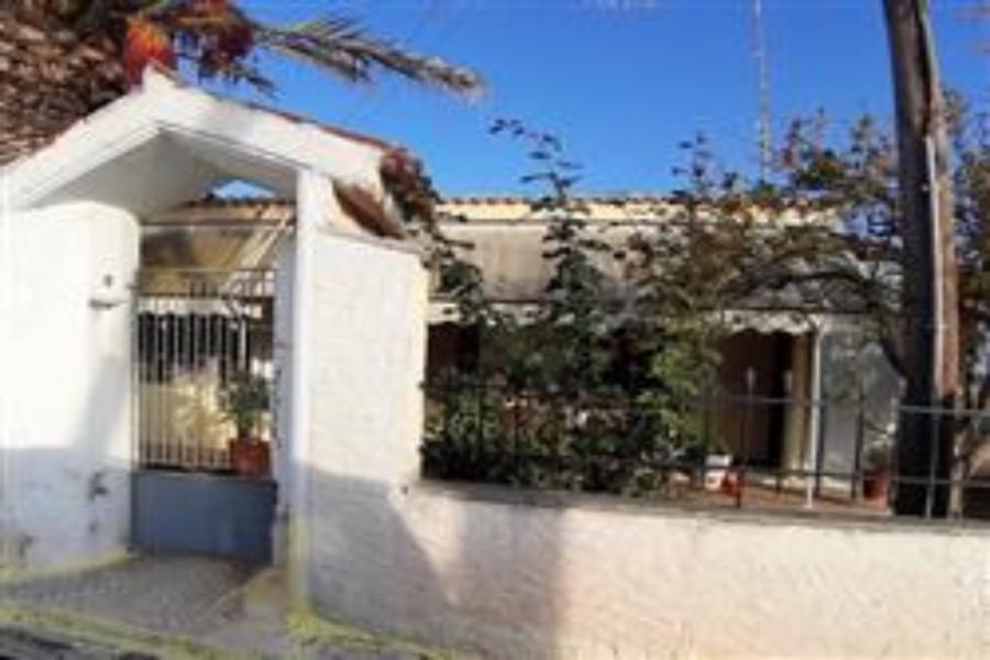 Μονοκατοικία Ανώνυμη Δημοτική Οδός, Περιοχή Βέλος, Δημοτική Ενότητα Δυστίων, Δήμος Κύμης- Αλιβερίου, Νομός Ευβοίας