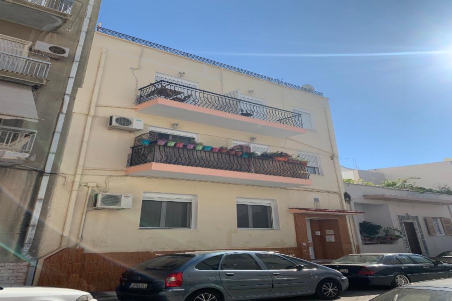 Residence 51 Petroupoulaki str., Thumarakia Area, Municipality of Athens, Regional Unit of Attica