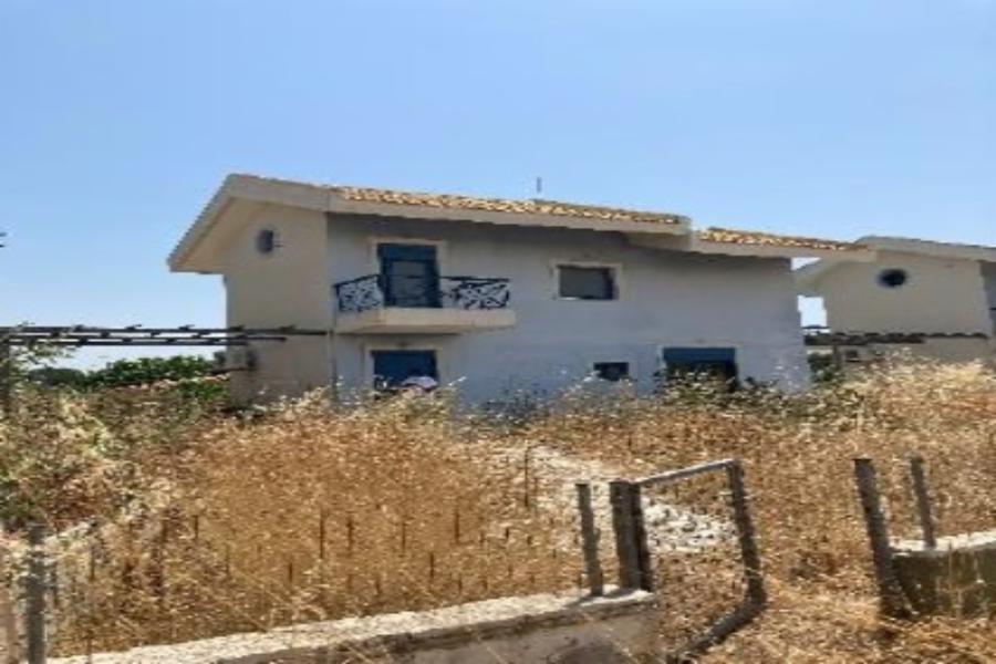 Μεζονέτα στη Μόβρη Δυτικής Αχαΐας