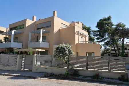 Μεζονέτα στη Δροσιά