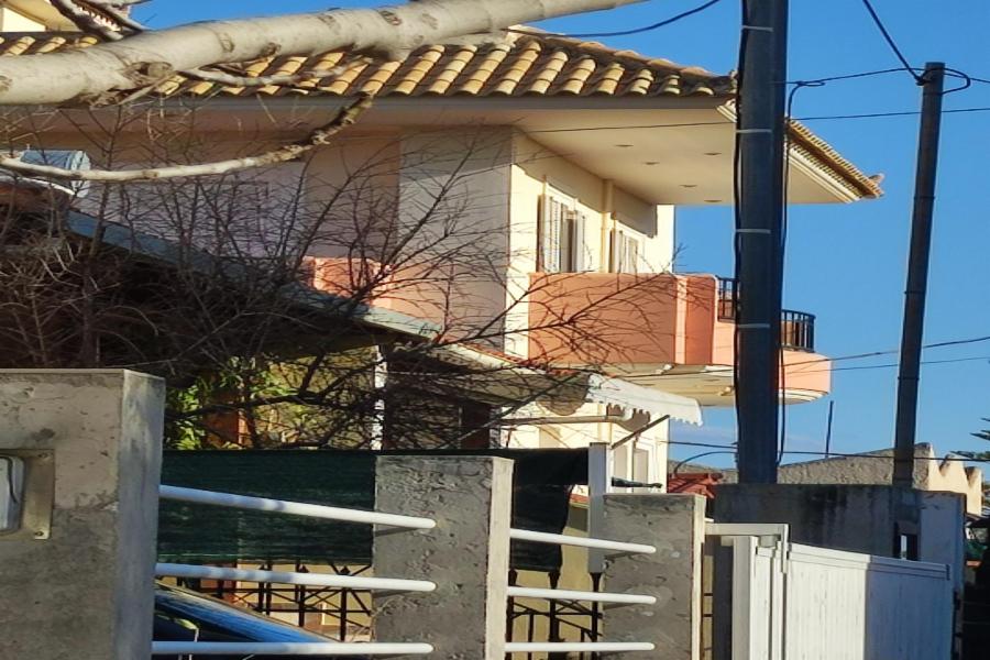Μονοκατοικία Μικράς Ασίας 11, Θέση ΛΥΚΟΥ ΜΠΟΥΤΙ, Δήμος Σπατών-Αρτέμιδας, Νομός Αττικής