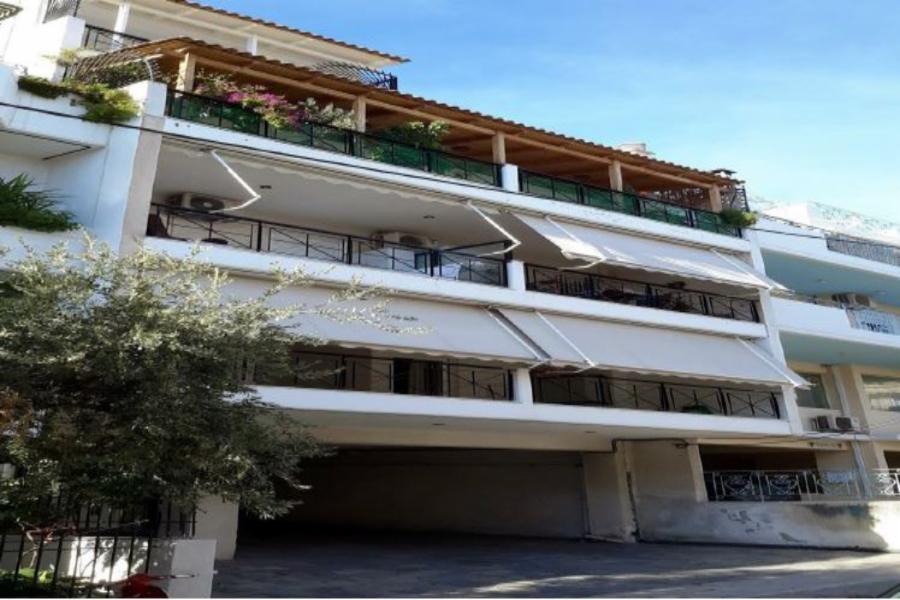Maisonette with parking and storage spaces in Vyronas, Attica