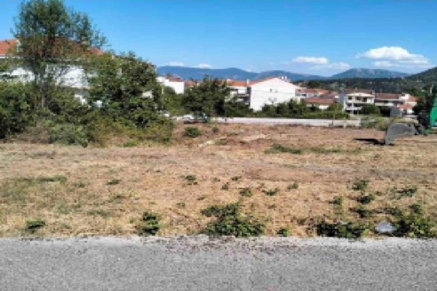 Land plot in Chloe, Kastoria
