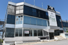 Δύο αίθουσες υπογείου στη Πυλαία