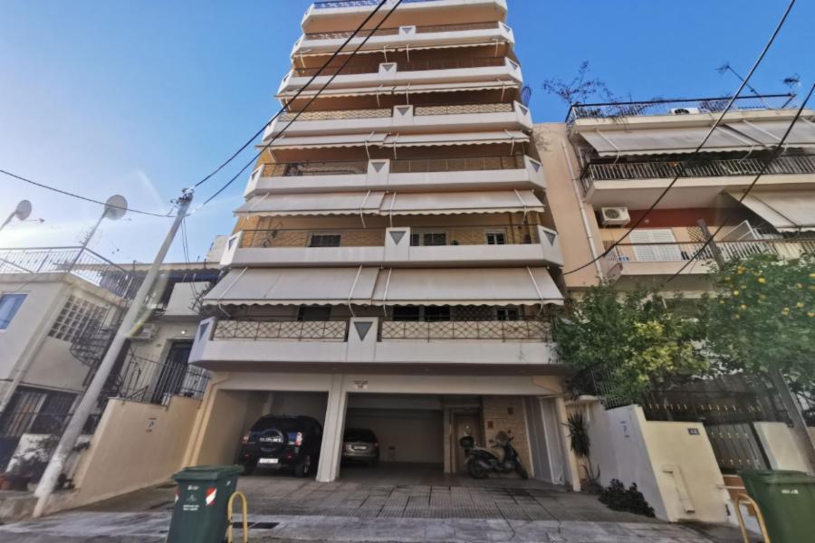 Αποθήκη  στην Καισαριανή, Αττική