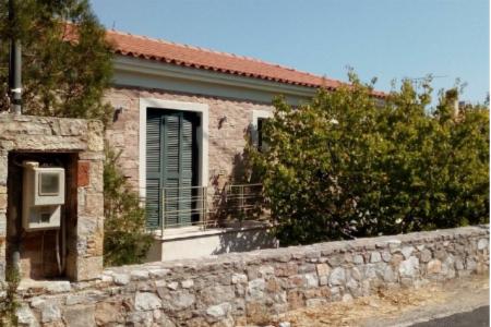 Κατοικία στα Πάμφιλα, Λέσβος