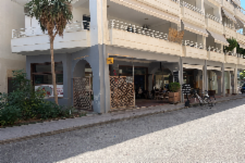 Ground floor store in Xylokastro
