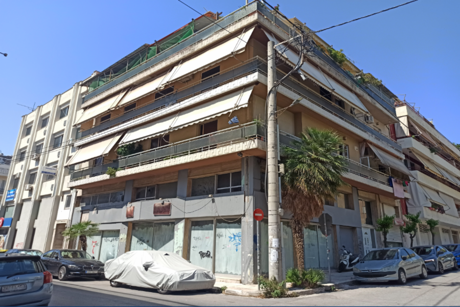 Retail space in Drapetsona, Piraeus